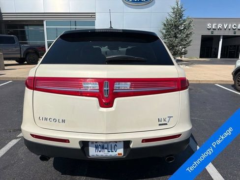 Used 2014 Lincoln MKT AWD w/ Equipment Group 201A image 7