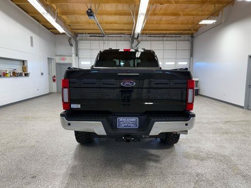 Used 2020 Ford F250 Lariat w/ Lariat Ultimate Package AWD/4WD image 3