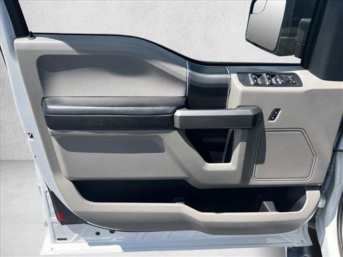 Used 2016 Ford F150 XLT w/ Equipment Group 301A Mid image 11