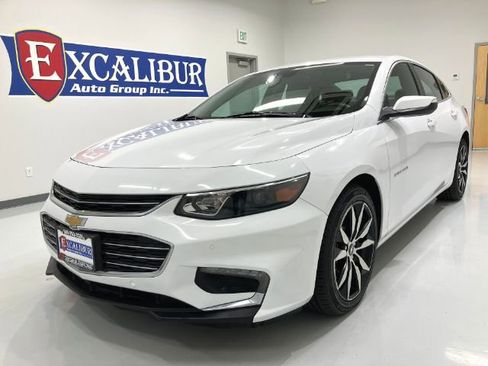 Used 2018 Chevrolet Malibu LT w/ Driver Confidence Package image 7