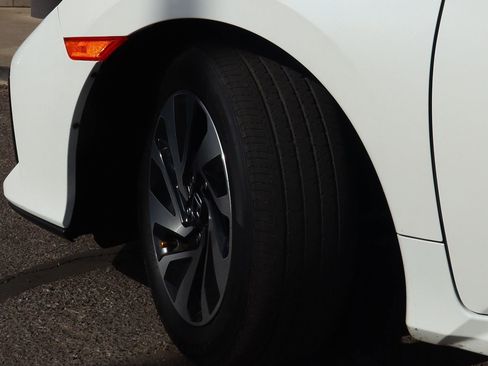 Used 2017 Honda Civic LX image 6