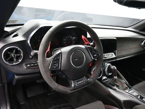 Used 2022 Chevrolet Camaro ZL1 image 15