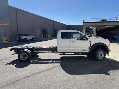 New 2026 Ford F450 XL w/ XL Chrome Package AWD/4WD image 2
