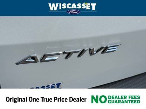 Used 2025 Ford Escape Active w/ Cold Weather Package image 19