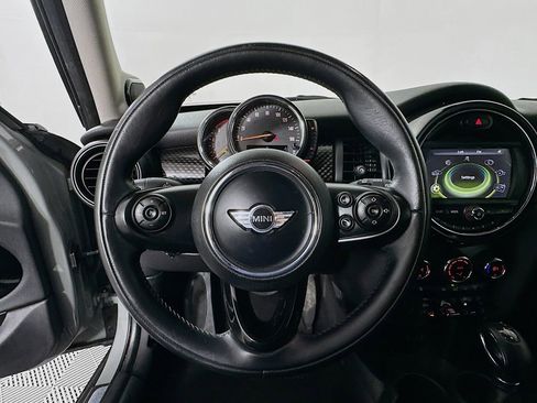 Used 2016 MINI Cooper S image 11