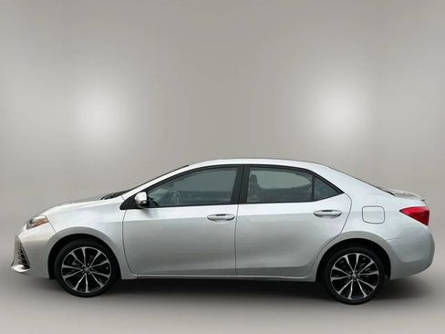 Used 2019 Toyota Corolla SE image 4
