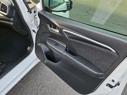 Used 2015 Honda Fit EX image 22