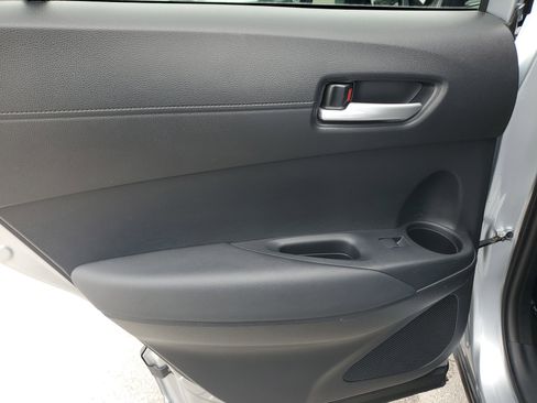 Used 2023 Toyota Corolla Cross AWD Hybrid w/ Convenience Package image 30