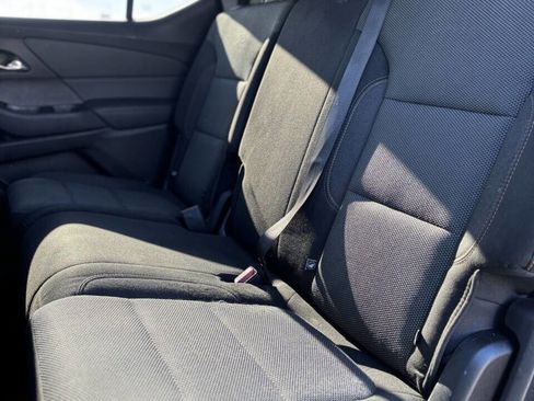 Used 2019 Chevrolet Traverse LS image 15