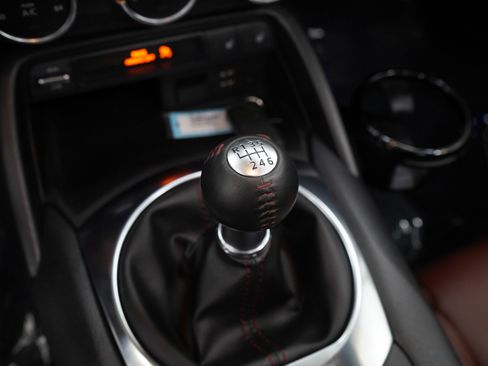 Used 2018 MAZDA MX-5 Miata RF Grand Touring w/ Interior Package RWD image 19