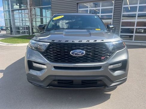 Used 2024 Ford Explorer ST w/ Equipment Group 401A AWD/4WD image 2