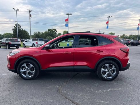 Used 2025 Ford Escape ST-Line AWD/4WD image 4