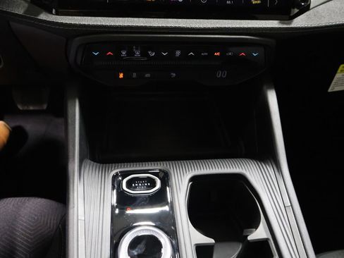 New 2026 Jeep Cherokee Laredo AWD/4WD image 23