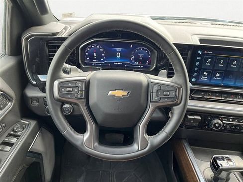 Used 2024 Chevrolet Silverado 1500 High Country w/ High Country Premium Package image 13