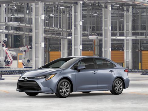 New 2026 Toyota Corolla LE image 2