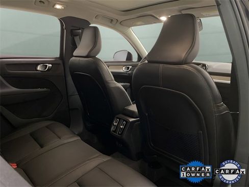 Used 2025 Volvo XC40 B5 Plus image 74