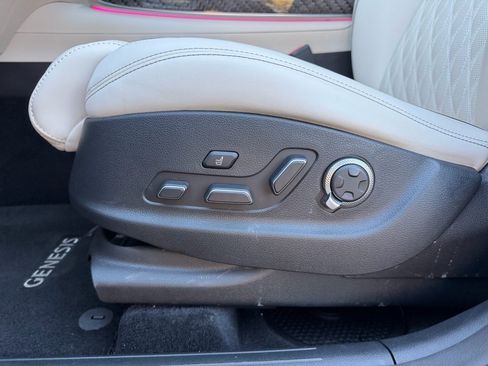 Used 2023 Genesis GV70 3.5T Sport w/ Sport Prestige Package image 13