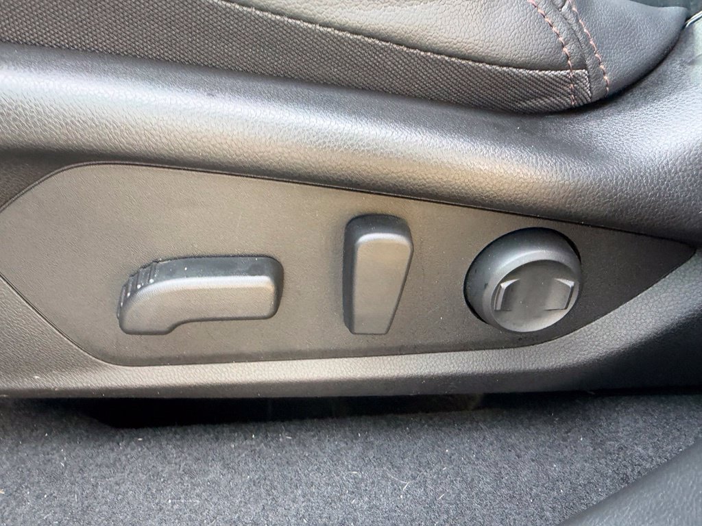 Used 2025 Subaru Forester Touring AWD/4WD image 17