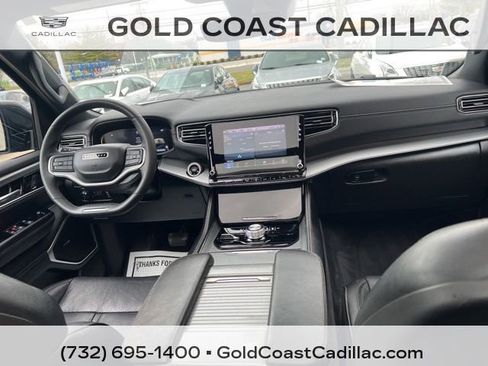Used 2023 Jeep Wagoneer Series II image 10