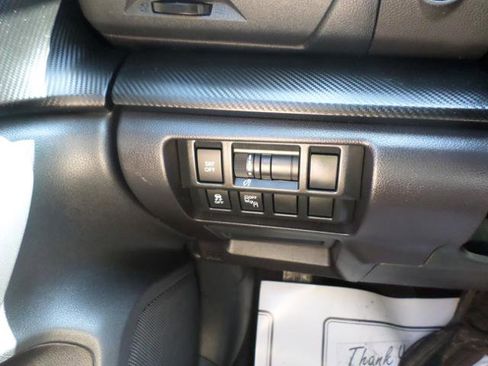 Used 2017 Subaru Impreza 2.0i Premium image 21