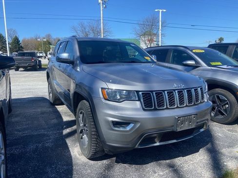 Used 2021 Jeep Grand Cherokee Limited AWD/4WD image 1