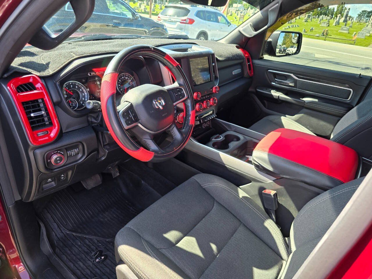 Used 2019 RAM 1500 Big Horn AWD/4WD image 14