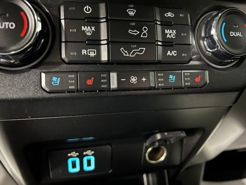 Used 2018 Ford F150 Lariat image 12