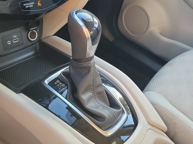 Used 2020 Nissan Rogue Sport SV AWD/4WD image 34