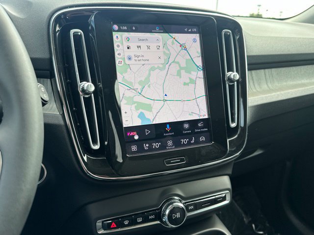 Certified 2024 Volvo XC40 B5 Core AWD/4WD image 22