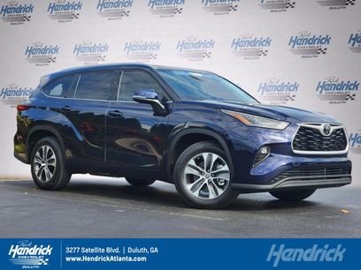 Used 2022 Toyota Highlander XLE