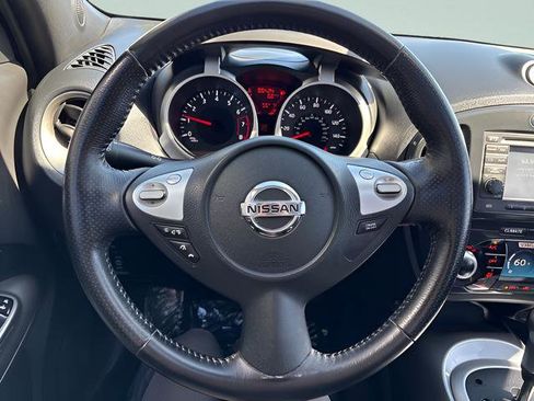 Used 2012 Nissan Juke SV image 17