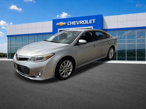 Used 2013 Toyota Avalon XLE Touring FWD image 1