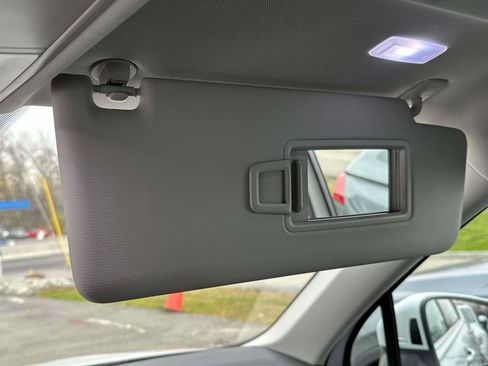 Certified 2023 Volkswagen Tiguan SE image 30