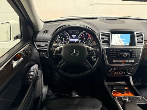 Used 2014 Mercedes-Benz GL 450 4MATIC image 20