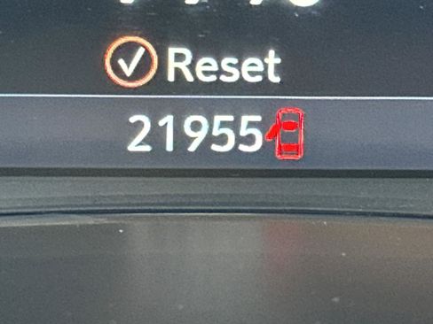 Used 2025 Chevrolet Blazer LT image 27