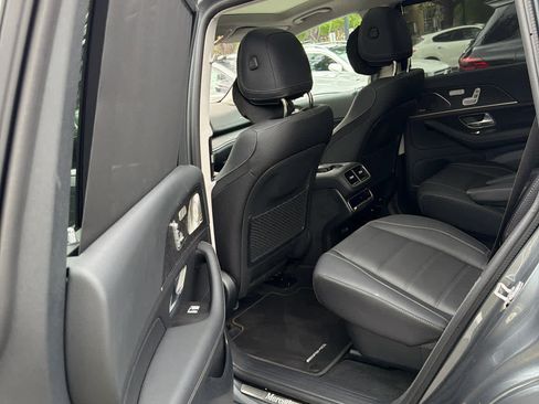 Used 2026 Mercedes-Benz GLS 450 4MATIC image 6