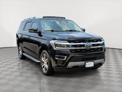 Used 2022 Ford Expedition Limited AWD/4WD image 1