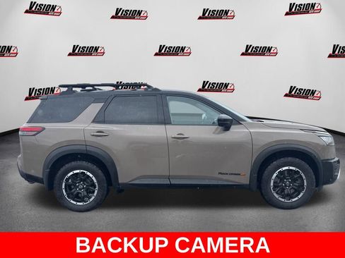 Used 2024 Nissan Pathfinder Rock Creek AWD/4WD image 4