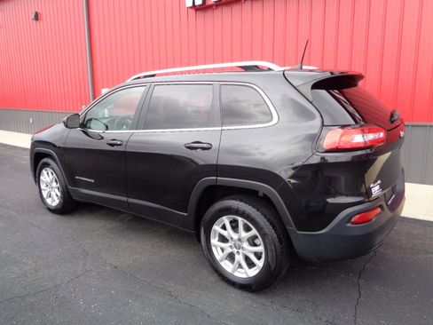 Used 2016 Jeep Cherokee Latitude w/ Comfort/Convenience Group image 7