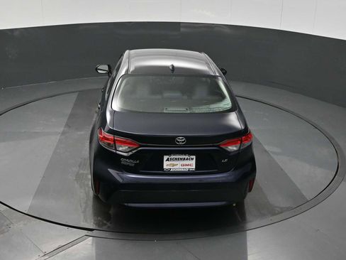 Used 2021 Toyota Corolla LE image 16