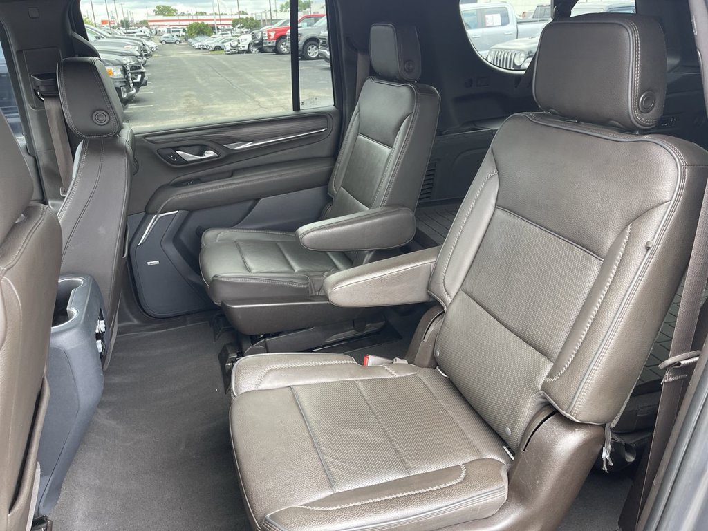 Used 2021 GMC Yukon XL Denali AWD/4WD image 23