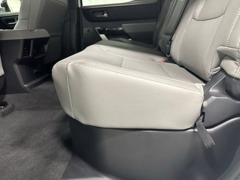 Used 2025 Toyota Tundra Limited image 47