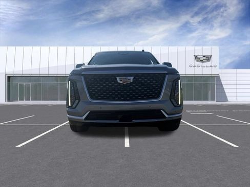 Certified 2026 Cadillac Escalade Luxury w/ Touring Package AWD/4WD image 7