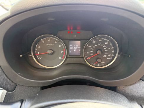 Used 2017 Subaru Crosstrek 2.0i AWD/4WD image 20
