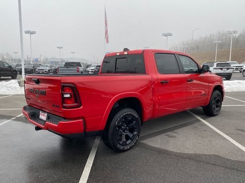 Used 2025 RAM 1500 Big Horn AWD/4WD image 5