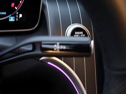 Certified 2026 Mercedes-Benz GLC 300 4MATIC image 35