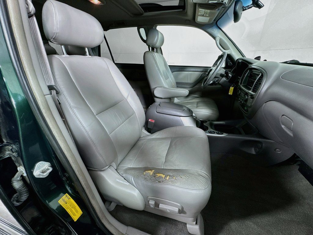Used 2001 Toyota Sequoia Limited RWD image 34
