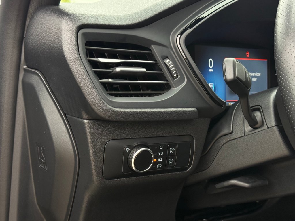 Used 2025 Ford Escape ST-Line FWD image 9