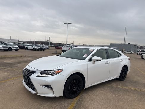 Used 2016 Lexus ES 350 image 6