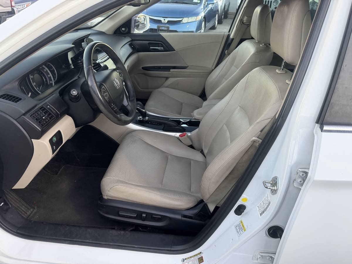 Used 2013 Honda Accord EX-L image 7